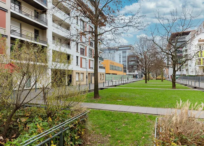 Metro - Ascenseur - Parking - Wifi - 4 Pers - Easy Check In